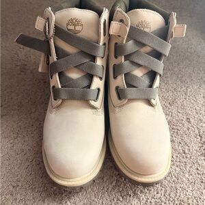 Timberland Beige Lace-Up Boots